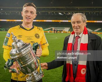 Chris Forrester and Brian Kerr celebrating the Athletic's FAI Cup win last November