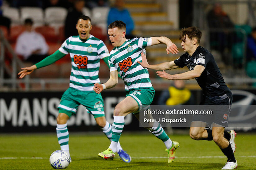 Andy Lyons pushing forward in the 2-2 draw against Sligo Rovers