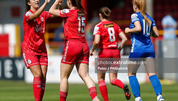Alex Kavanagh celebrates scoreing her side's first goal in their win over Treaty United at Tolka Park on Saturday, 13 August 2022