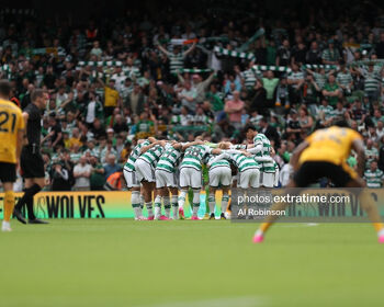 Hoops huddle ahead of kick-off against Wolves in Dublin