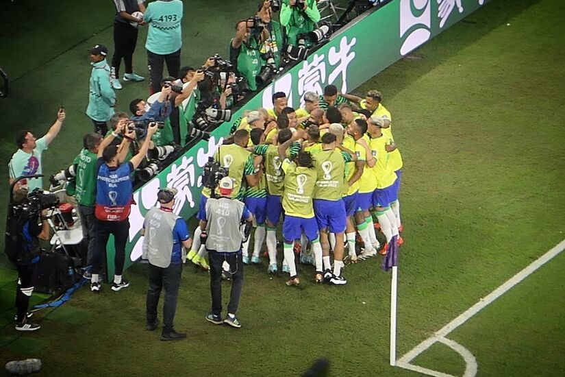 Brazil celebrate their winner over Switzerland