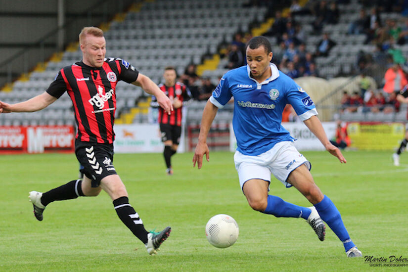 Ethan Boyle in action for Harps in Dalymount in August 2016