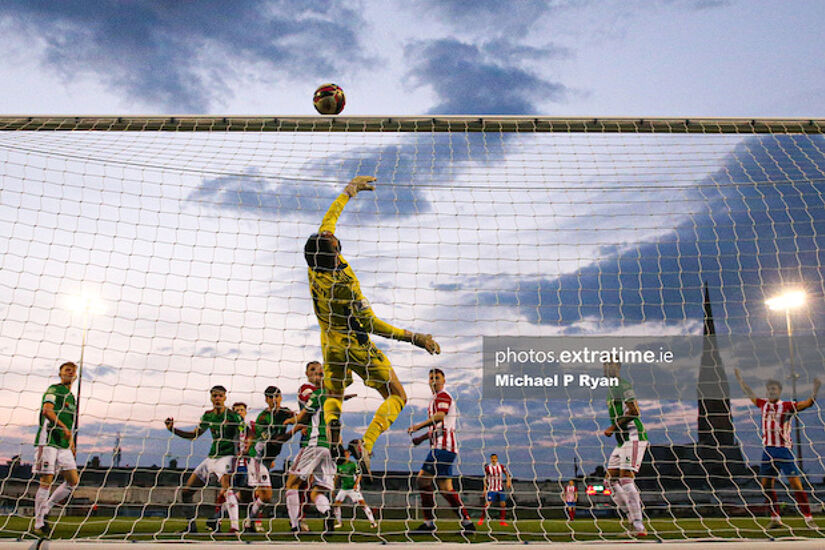 Mark McNulty of Cork City makes a save