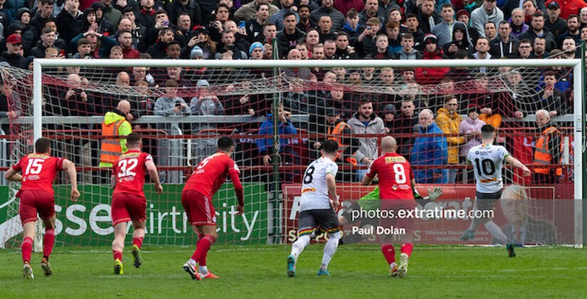 Bohs' Dawson Devoy beats Shels' goalkeeper Brendan Clarke from the penalty spot