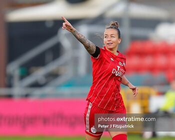 Shels skipper Pearl Slattery saw red but the Reds prevailed with a late late winner