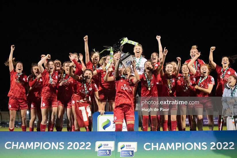 The Reds celebrate back-to-back WNL titles