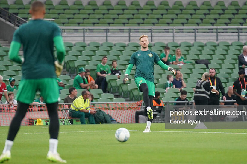 Caoimhín Kelleher warming up with Gavin Bazunu against the Netherland last month