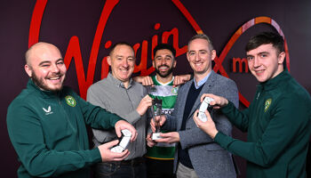 Dundalk FC representative Eric Finn (pictured left) – aka XampL_Xx – was crowned 2023 ELOI champion at the Aviva Stadium last May
