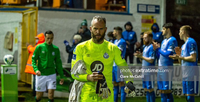 Alan Mannus flanked by Finn Harps players' guard of honour in November 2020