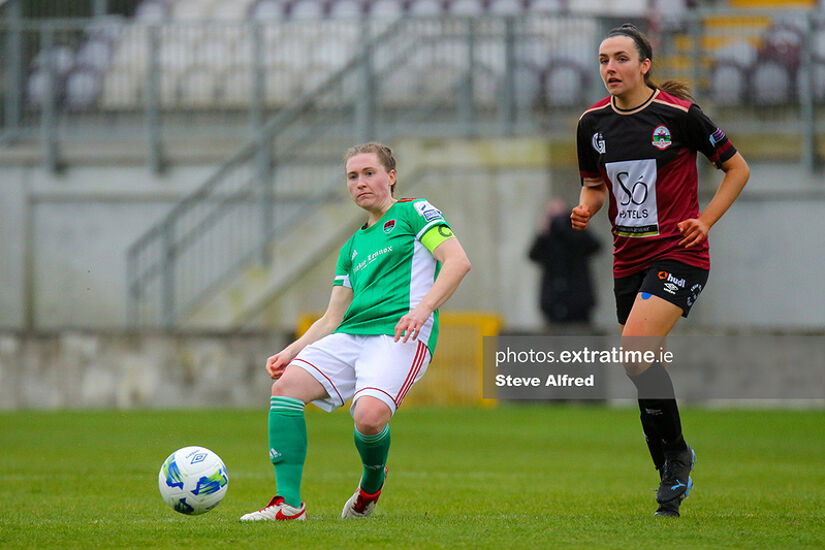 Chloe Singleton of Galway WFC and Becky Cassin of Cork City
