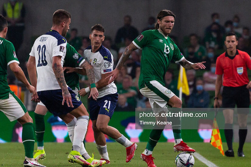 Jeff Hendrick on the ball against Serbia in September's qualifier in the Aviva