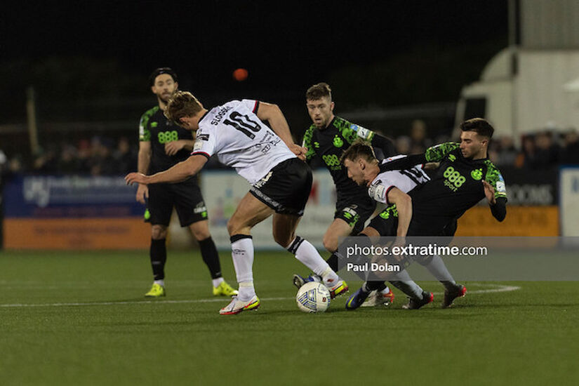 Action from last month's scoreless draw between the sides in Oriel Park