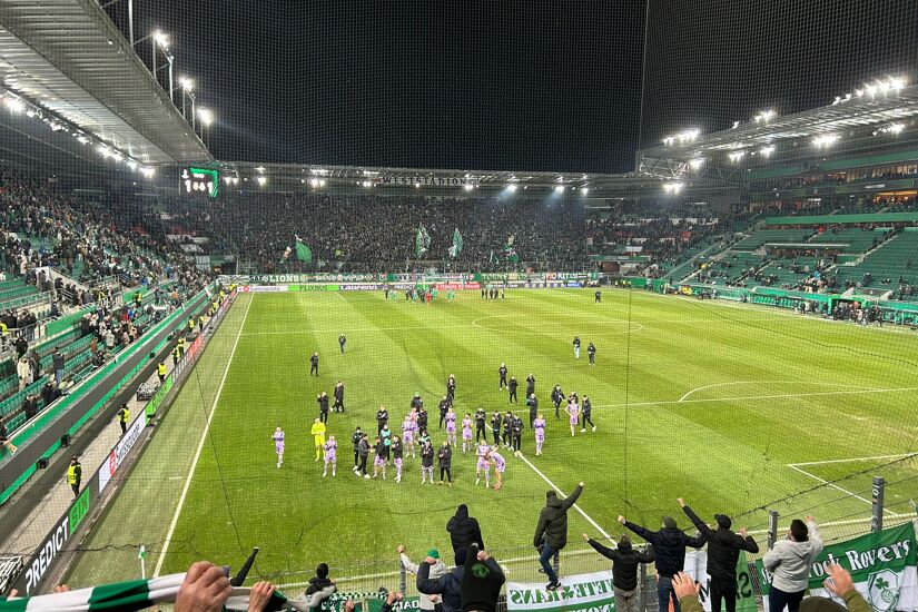 Shamrock Rovers celebrate their draw in Vienna