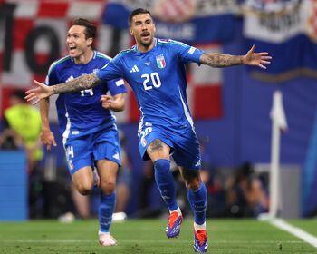 Mattia Zaccagni of Italy celebrates scoring his team's first goal to equalise during the UEFA EURO 2024 group stage match between Croatia and Italy at Football Stadium Leipzig