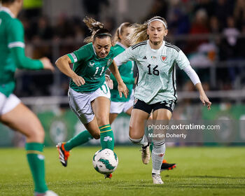 Katie McCabe of Ireland in action against Charlie Estcourt of Cymru in the friendly between the sides in Tallaght February 2024