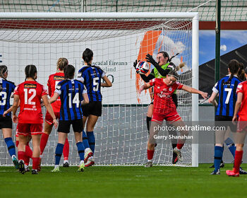 Athlone ‘keeper Niamh Coombes loses control of the ball allowing Jessie Stapleton to score the opener for Shels