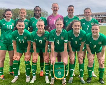Ireland u19 team ahead of kick off