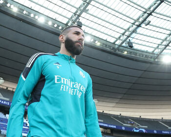 Karim Benzema of Real Madrid enters the pitch to warm up prior to the Real Madrid Training Session at Stade de France on May 27, 2022 in Paris, France. Real Madrid will face Liverpool in the UEFA Champions League final on May 28, 2022