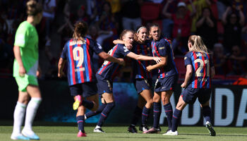 Patri Guijarro of FC Barcelona celebrates with teammates after scoring the team's first goal during the UEFA Women's Champions League final match between FC Barcelona and VfL Wolfsburg at PSV Stadion on June 03, 2023 in Eindhoven, Netherlands.