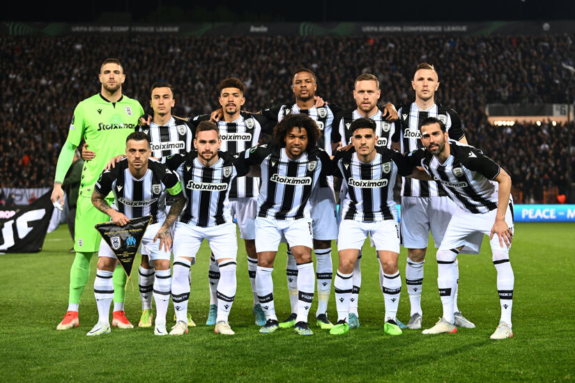 Players of PAOK Saloniki pose for a team photograph prior to the UEFA Conference League Quarter Final Leg Two match between PAOK Saloniki and Olympique Marseille at Toumba Stadium on April 14, 2022 in Thessaloniki, Greece.