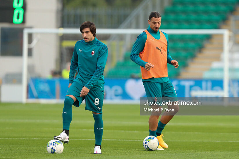 Sandro Tonali and Zlatan Ibrahimović prior to AC Milan's 2-0 win over Shamrock Rovers in 2020