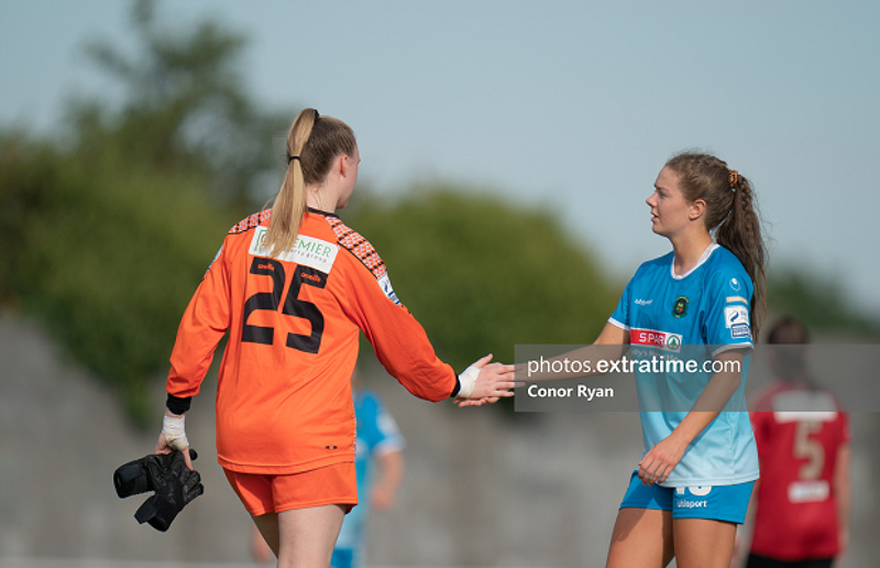 Bohemians’ Courtney Maguire congratulates Peamount United’s Rebecca Watkins at the final whistle with United emerging 3-0 victors in the WNL on Saturday, 25 September 2021.
