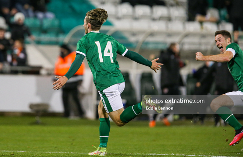 Ollie O'Neill runs off to celebrate scoring a last minute winner against Sweden at Tallaght Stadium on Tuesday, 16 November 2021.